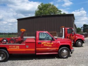 Red Baron Towing tow service company in New Lebanon, Ohio offering 24 hour towing near me