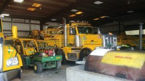 Big Wheel Towing & Recovery tow service company in East Freetown, Massachusetts offering 24 hour towing near me