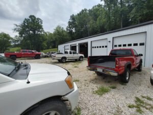 Summitt Towing and Recovery tow service company in Spencer, Indiana offering 24 hour towing near me