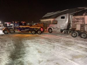 24/7 Heavy Duty Towing & Recovery, LLC of Mt Gilead tow service company in Edison, Ohio offering 24 hour towing near me