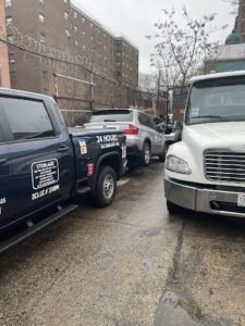 New York City Towing tow service company in New York, New York offering 24 hour towing near me