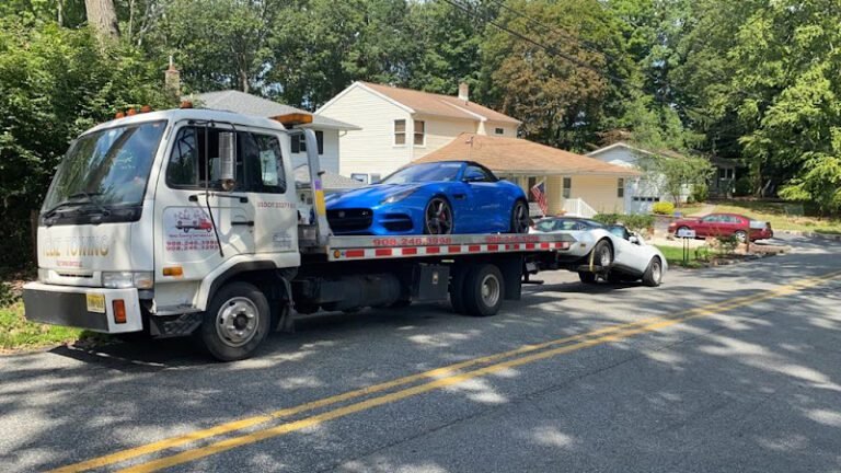 Veliz Towing Services LLC-We Buy Used Cars Tow Service in Local, US