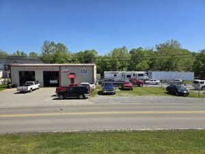 A-1 Automotive & GW Towing Alcoa tow service company in Maryville, Tennessee offering 24 hour towing near me