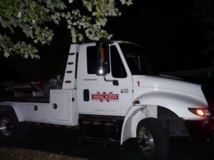 Walker Towing Service tow service company in Bowling Green, Kentucky offering 24 hour towing near me