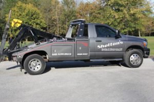 Shelton's Towing & Recovery, LLC tow service company in Carbondale, Illinois offering 24 hour towing near me