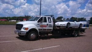 East Central Towing tow service company in Rush City, Minnesota offering 24 hour towing near me