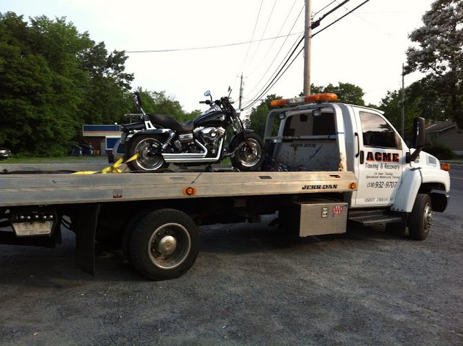 ACME Towing & Recovery Tow Service in Town of Queensbury, New York ACME Towing & Recovery Tow Service in Town of Queensbury, New York