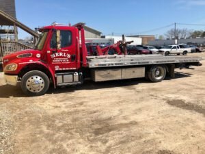 Merl's Towing Service tow service company in Grand Rapids, Michigan offering 24 hour towing near me