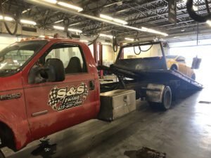 S&S Towing tow service company in , offering 24 hour towing near me