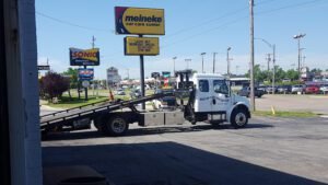 Bristow Wrecker Services tow service company in Bristow, Oklahoma offering 24 hour towing near me