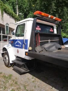 Lacks Towing tow service company in Covington, Virginia offering 24 hour towing near me