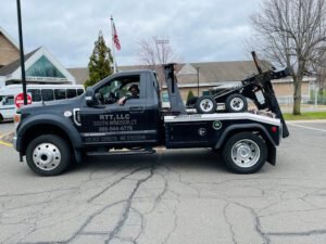 RTT LLC Towing & Transportation tow service company in South Windsor, Connecticut offering 24 hour towing near me