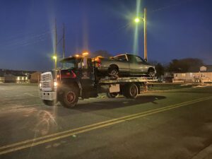 Mino's Towing Service tow service company in , offering 24 hour towing near me