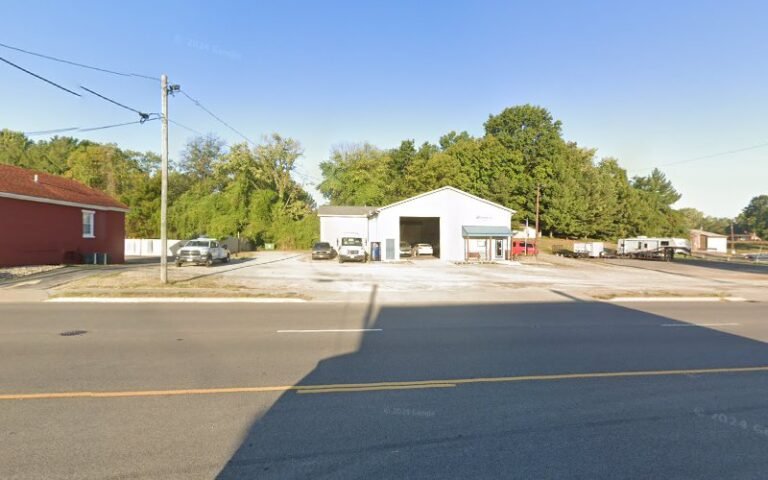 Bowers Towing & Repair Tow Service in Godfrey, Illinois