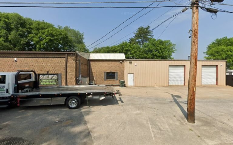 Chattanooga Wrecker Service Tow Service in Chattanooga, Tennessee