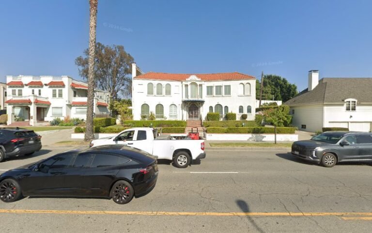 FixerRavi’s Towing Service Tow Service in Los Angeles, California