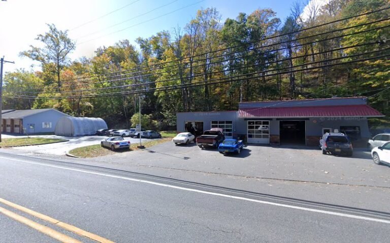 Jim’s Auto Body Tow Service in Milford, New Jersey