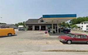 LaRose's Inc tow service company in Enosburg Falls, Vermont offering 24 hour towing near me