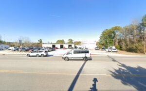 Wayne's Service Center tow service company in Swansboro, North Carolina offering 24 hour towing near me