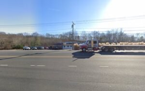 Manny's Imported Auto LLC - Bosch Car Service tow service company in North Windham, Connecticut offering 24 hour towing near me