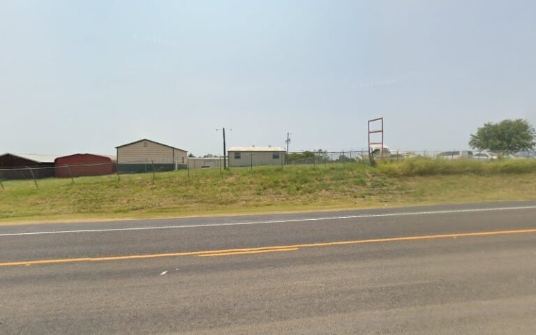 H&F Wrecker Inc. Tow Service in Quinlan, Texas