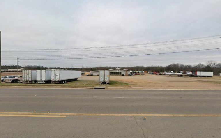 Magnolia Diesel Tow Service in West Point, Mississippi