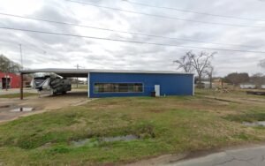 Plunk's tow service company in Rayville, Louisiana offering 24 hour towing near me
