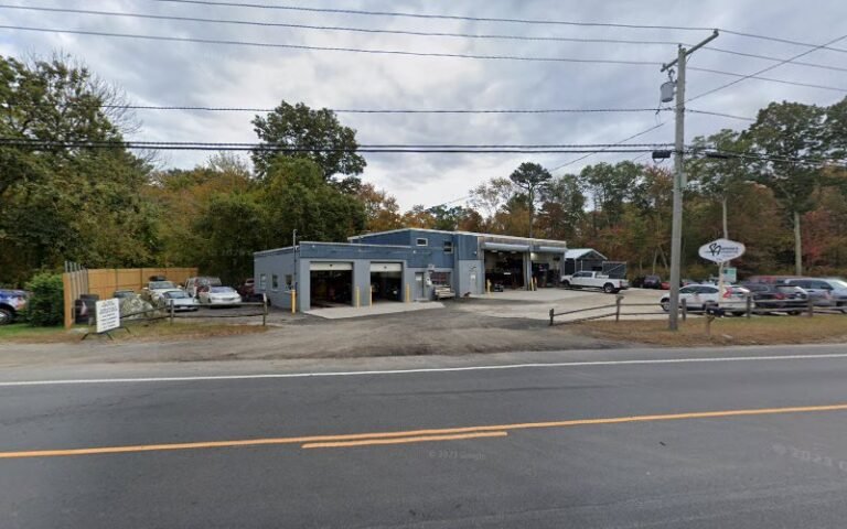 Sampson’s Automotive LLC Tow Service in West Kingston, Rhode Island