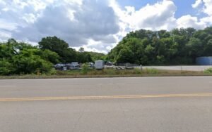 Short Dawg Towing tow service company in Morristown, Tennessee offering 24 hour towing near me