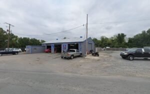 Walker's Wrecker & Repair Service tow service company in Little Rock, Arkansas offering 24 hour towing near me