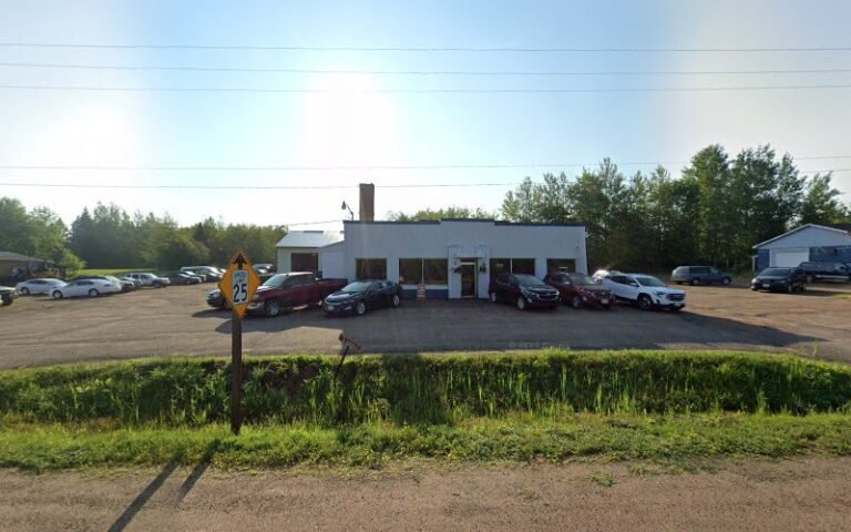 Warga Auto and Truck Center 24 hr towing lock outs Tow Service in Phillips, Wisconsin
