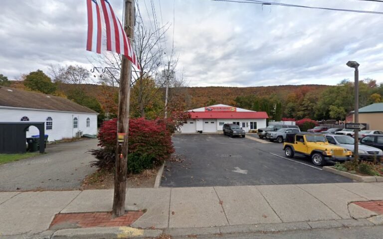 Windermere Motors Inc. Tow Service in Greenwood Lake, New York