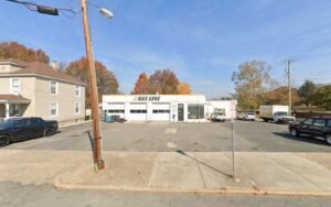 Bee Line Towing, Transport & Heavy Duty tow service company in Lynchburg, Virginia offering 24 hour towing near me