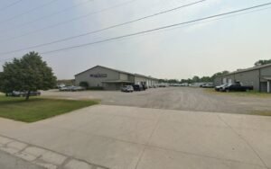 Piqua Auto & Truck Repair tow service company in Decatur, Indiana offering 24 hour towing near me