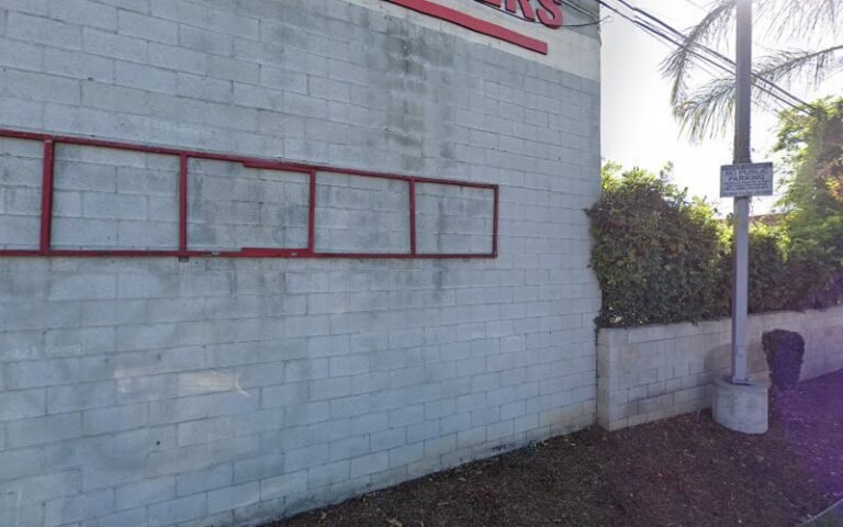 Prince Vehicle Roadside Service Tow Service in Los Angeles, California