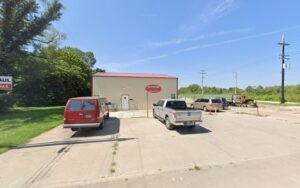Southend Towing LLC tow service company in East St Louis, Illinois offering 24 hour towing near me