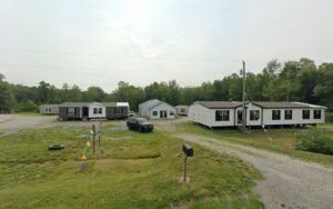 Hasty's Towing tow service company in Waynesburg, Kentucky offering 24 hour towing near me