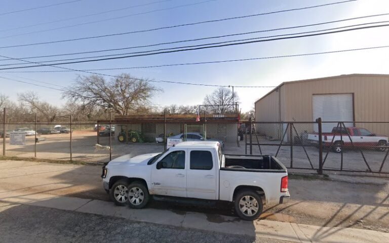 Flores Wrecker & Towing Tow Service in Abilene, Texas
