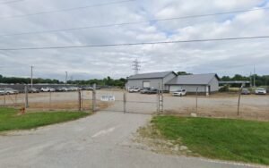 Illinois Auto Recovery Inc tow service company in Decatur, Illinois offering 24 hour towing near me