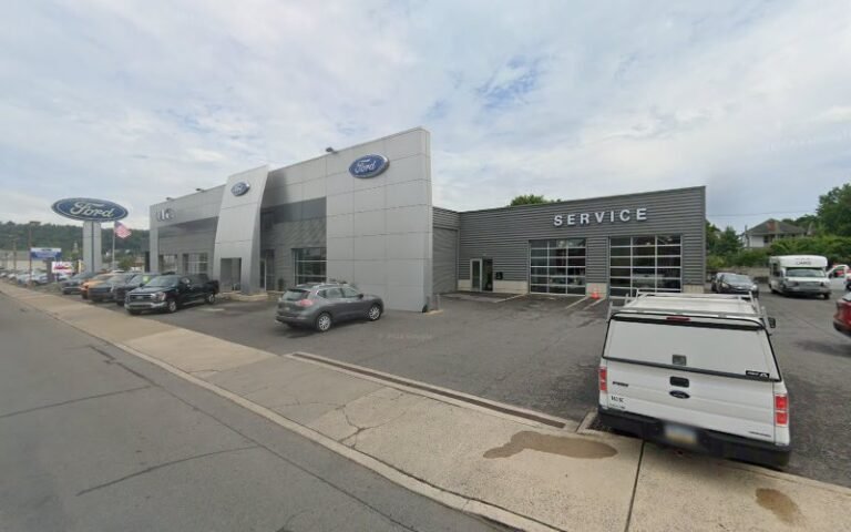 Lake Ford Service Center Tow Service in Lewistown, Pennsylvania