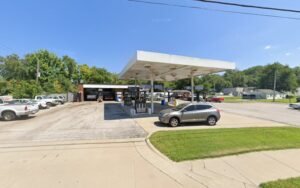 Preferred Towing tow service company in Fairview Heights, Illinois offering 24 hour towing near me