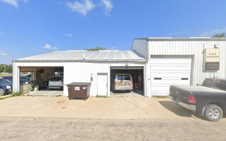 B & K Automotive Tow Service in Fairbank, Iowa