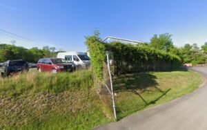 Glen Lyn Garage tow service company in Glen Lyn, Virginia offering 24 hour towing near me