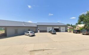 S&S Auto tow service company in Castlewood, South Dakota offering 24 hour towing near me