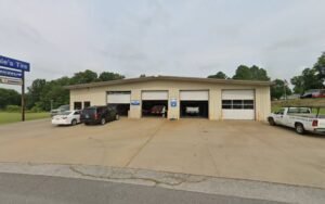 Donnie's Tire & Automotive Services tow service company in Princeton, Kentucky offering 24 hour towing near me