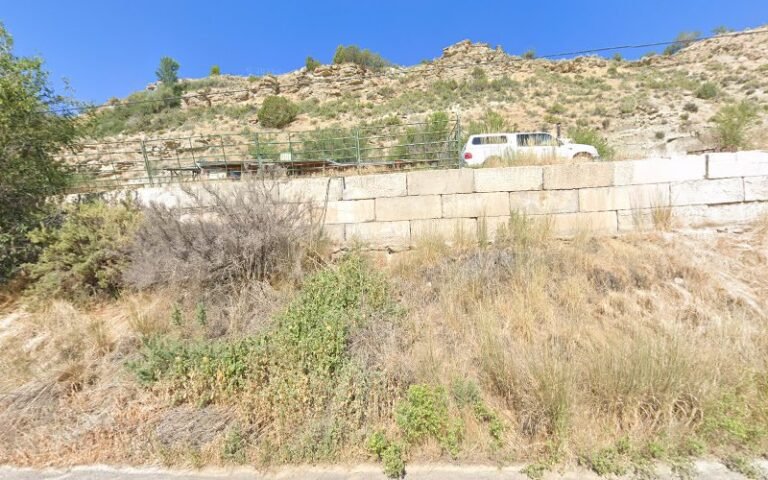 Bob Adams Trucking Tow Service in Rifle, Colorado