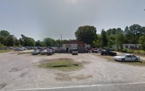 Lewiston Towing & Recovery Services tow service company in Lewiston Woodville, North Carolina offering 24 hour towing near me