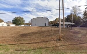Cole's Wrecker & Auto Services tow service company in Bells, Tennessee offering 24 hour towing near me