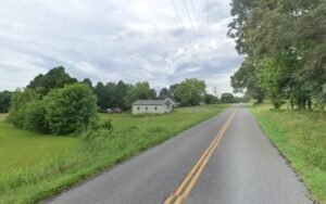 Tiller Garage & Wrecker Services tow service company in Eddyville, Kentucky offering 24 hour towing near me