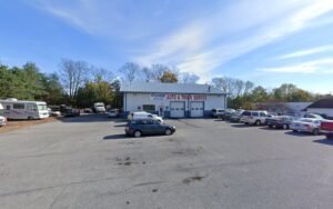 Camp Hill Auto & Truck tow service company in Camp Hill, Pennsylvania offering 24 hour towing near me
